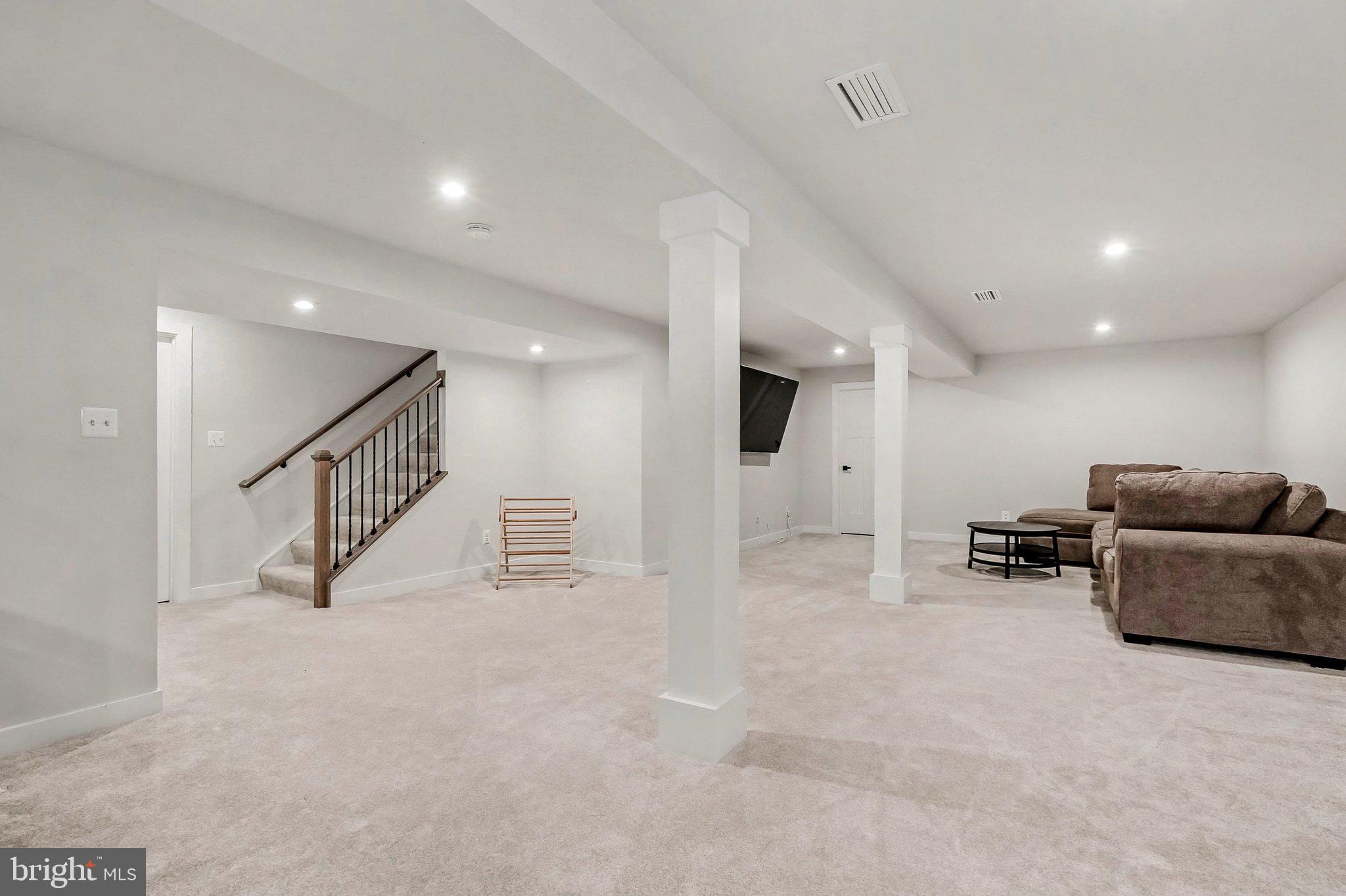 3965 SECRETARIAT STREET