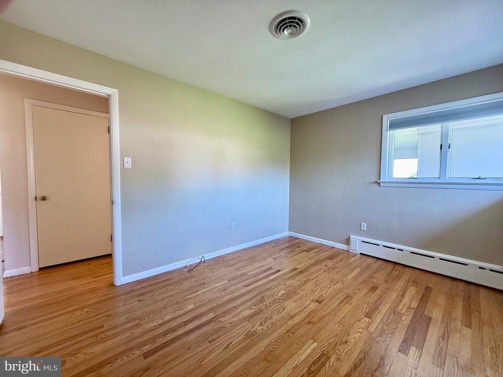 623 W MAIN STREET