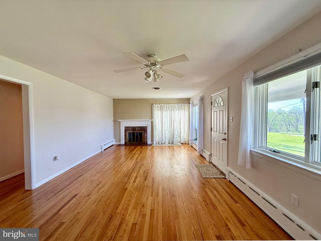 623 W MAIN STREET