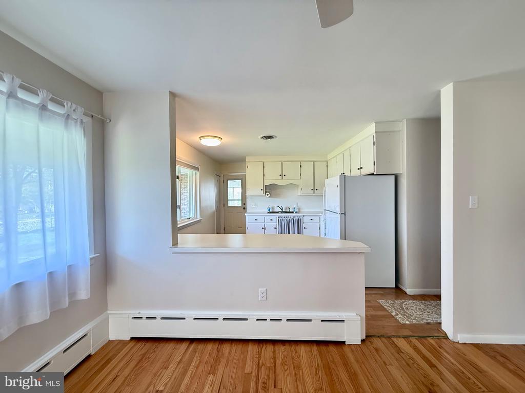 623 W MAIN STREET
