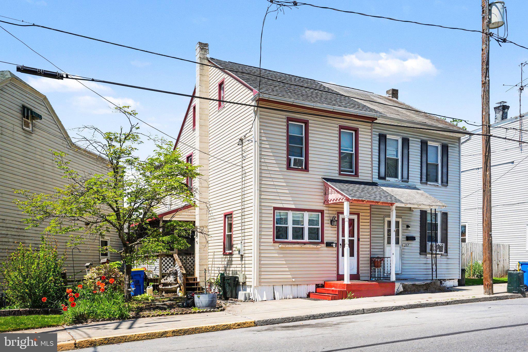 255 N PINE STREET