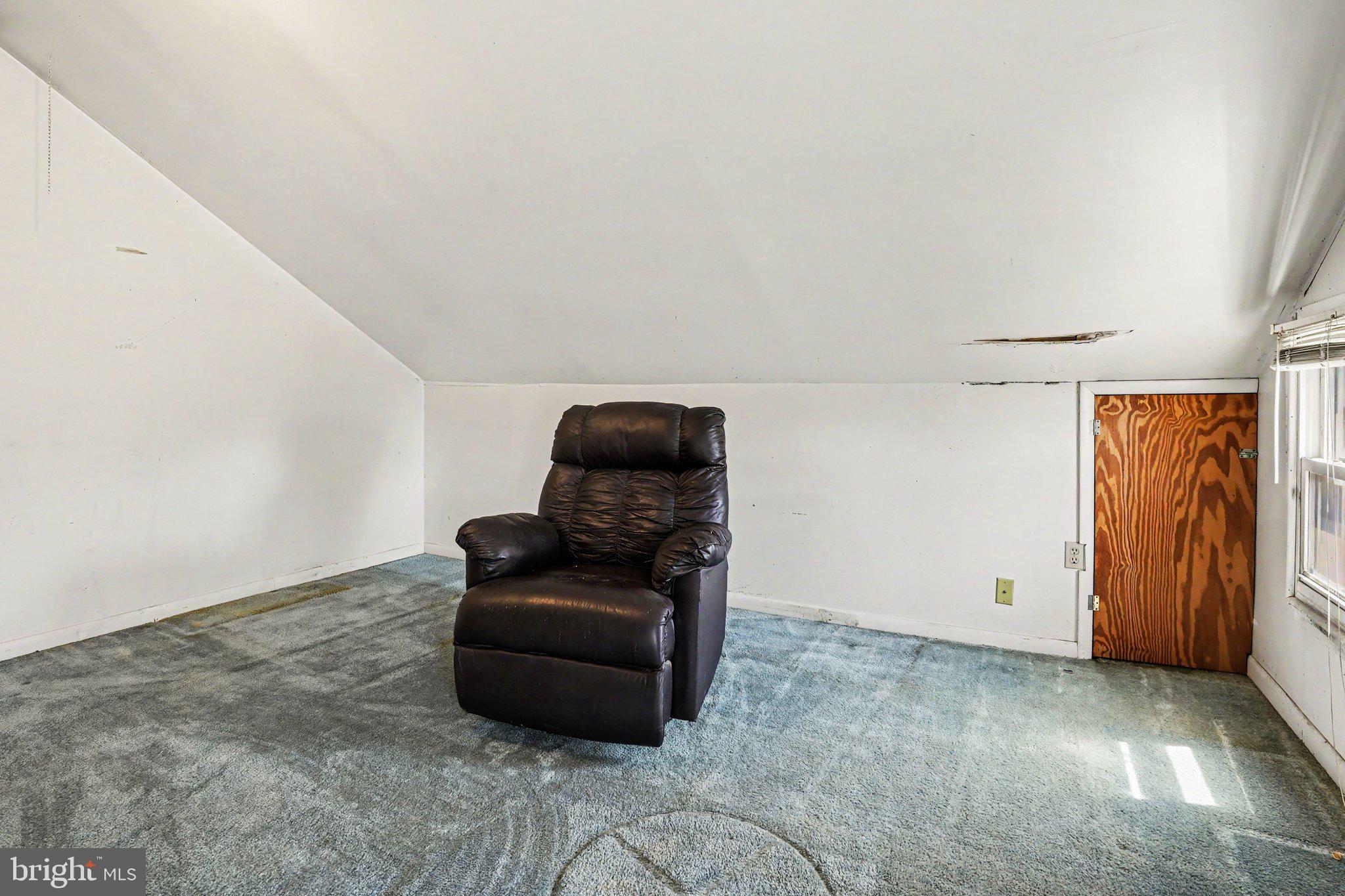 255 N PINE STREET
