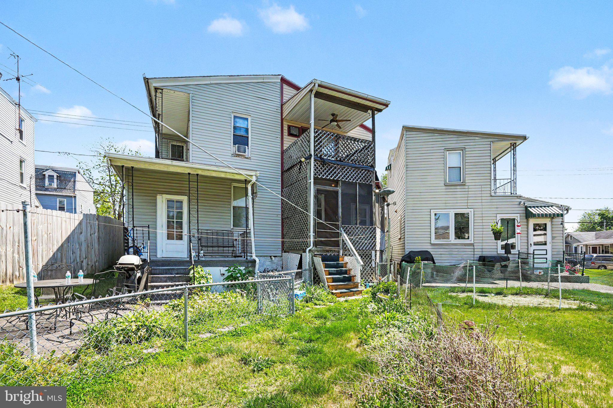255 N PINE STREET