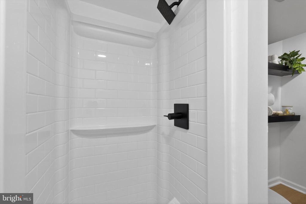 204 N 32ND STREET