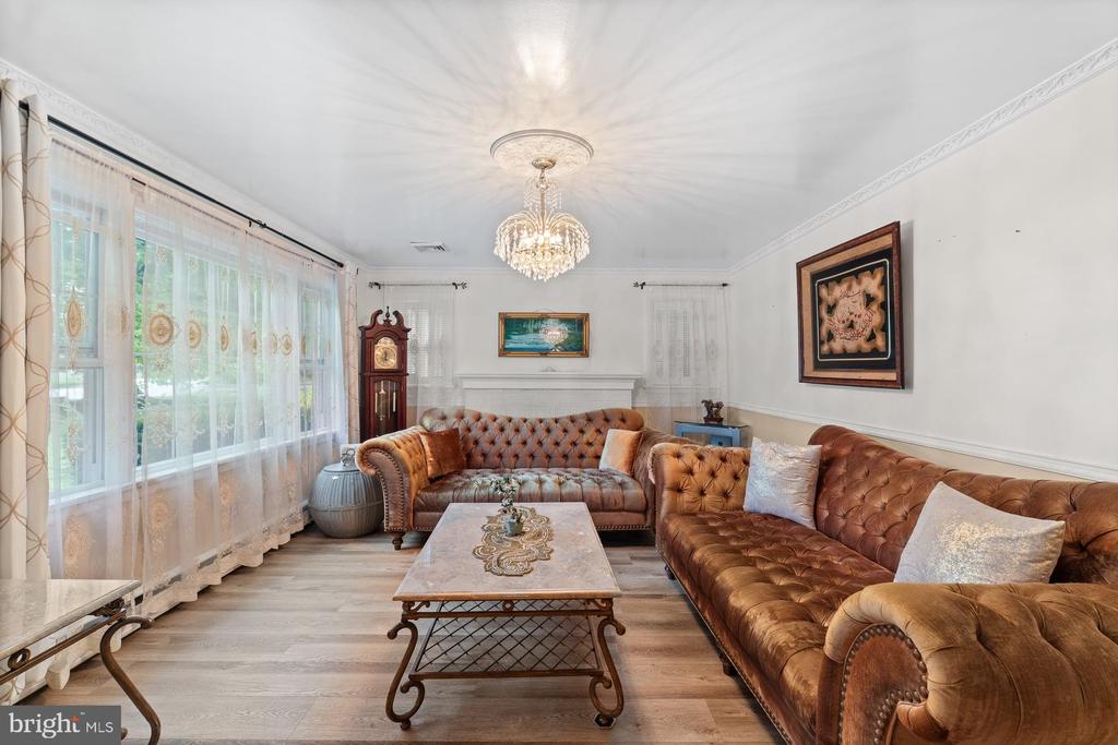 1601 COLONIAL ROAD