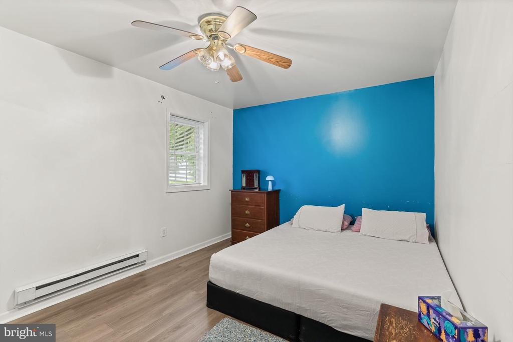 1601 COLONIAL ROAD