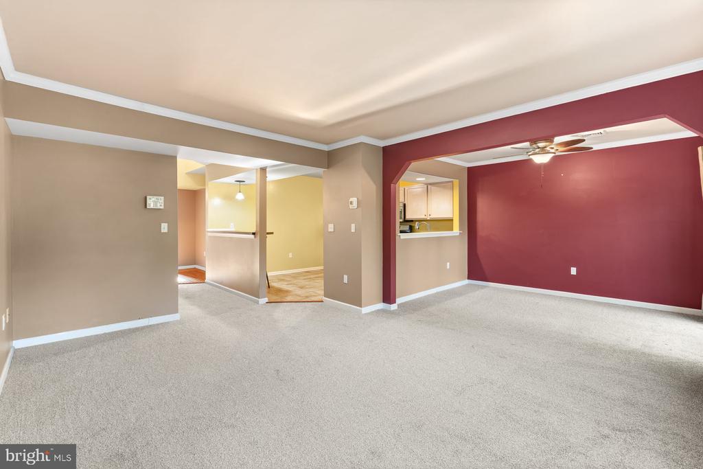 5796 HIDDEN LAKE DRIVE