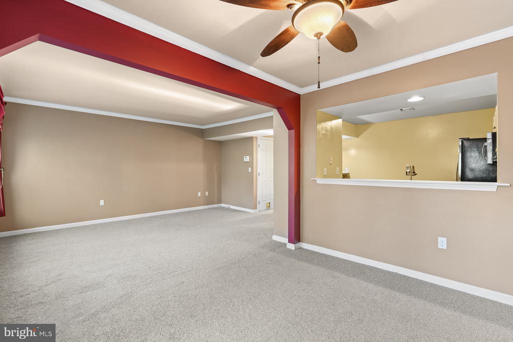 5796 HIDDEN LAKE DRIVE