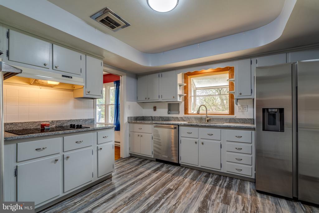 270 ELIZABETH STREET