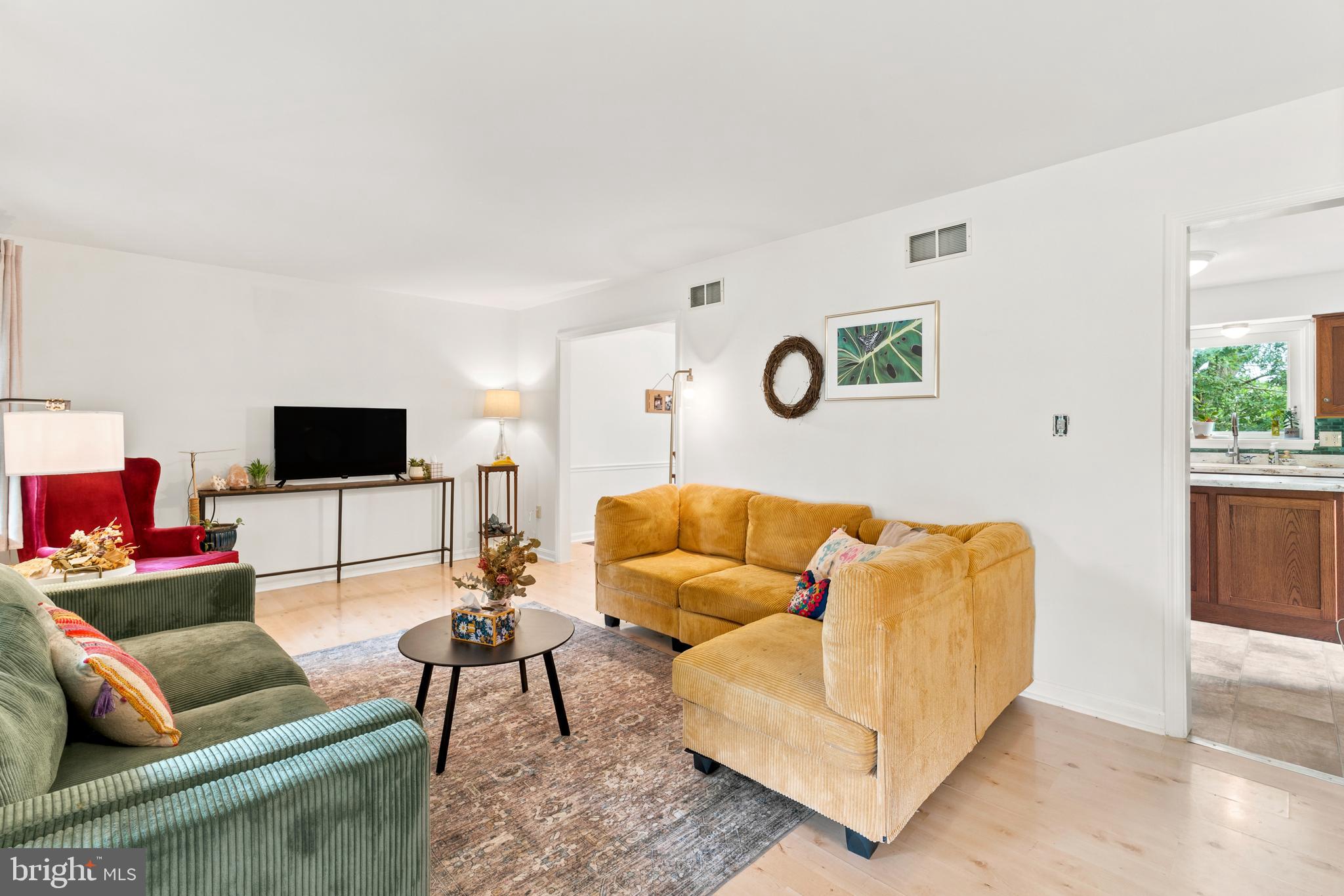 2314 LAWNWOOD COURT