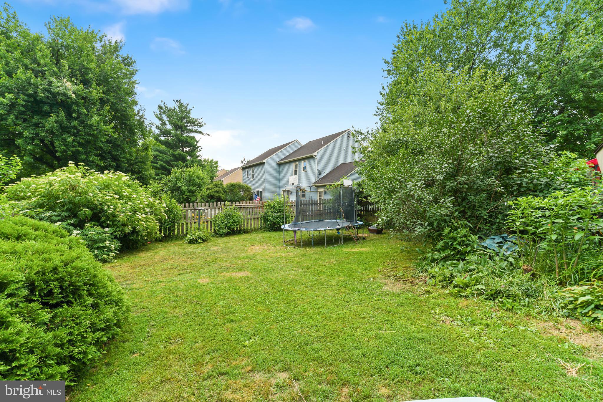 2314 LAWNWOOD COURT