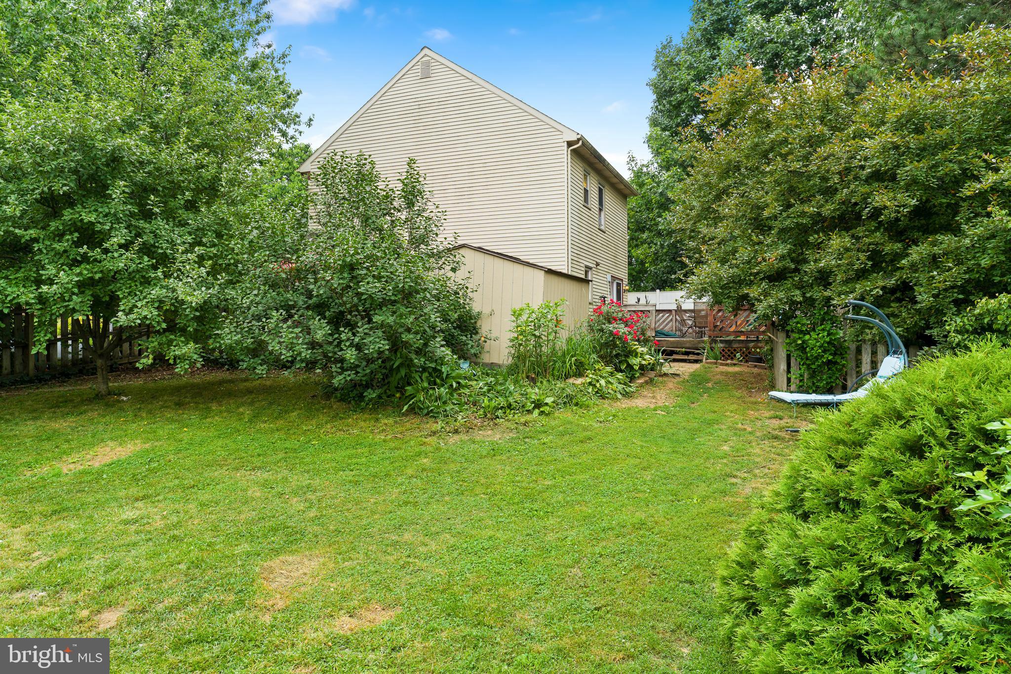 2314 LAWNWOOD COURT