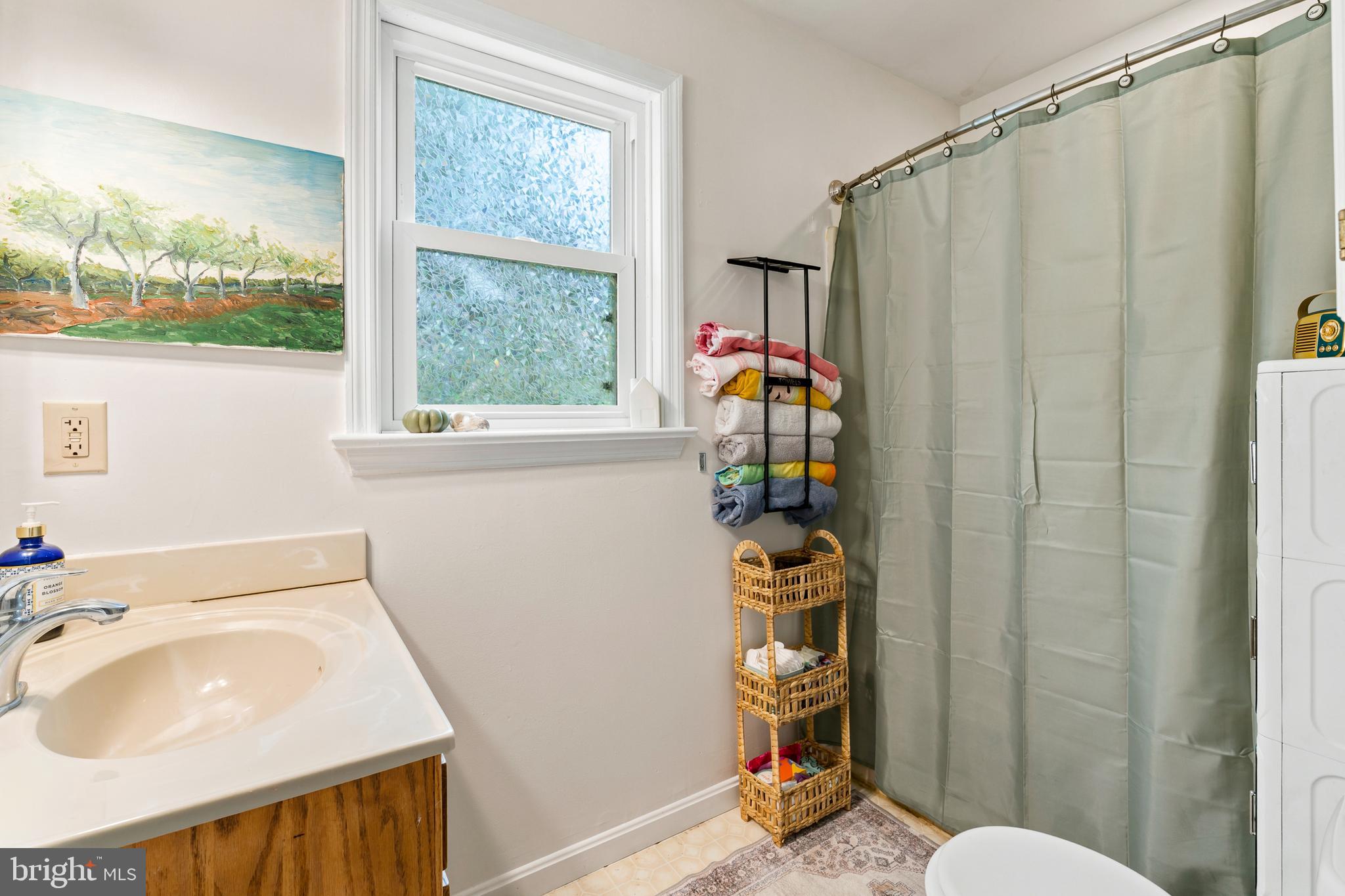 2314 LAWNWOOD COURT