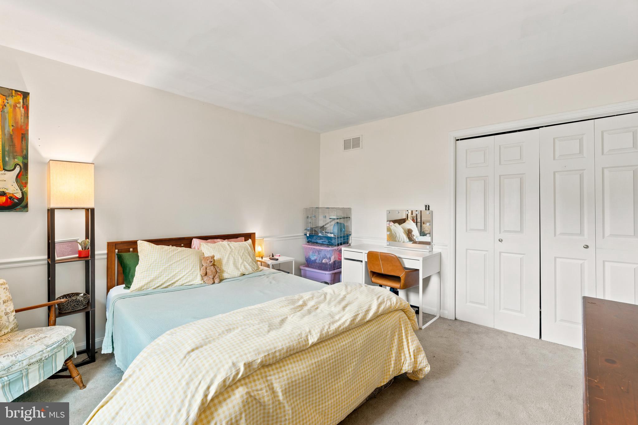 2314 LAWNWOOD COURT