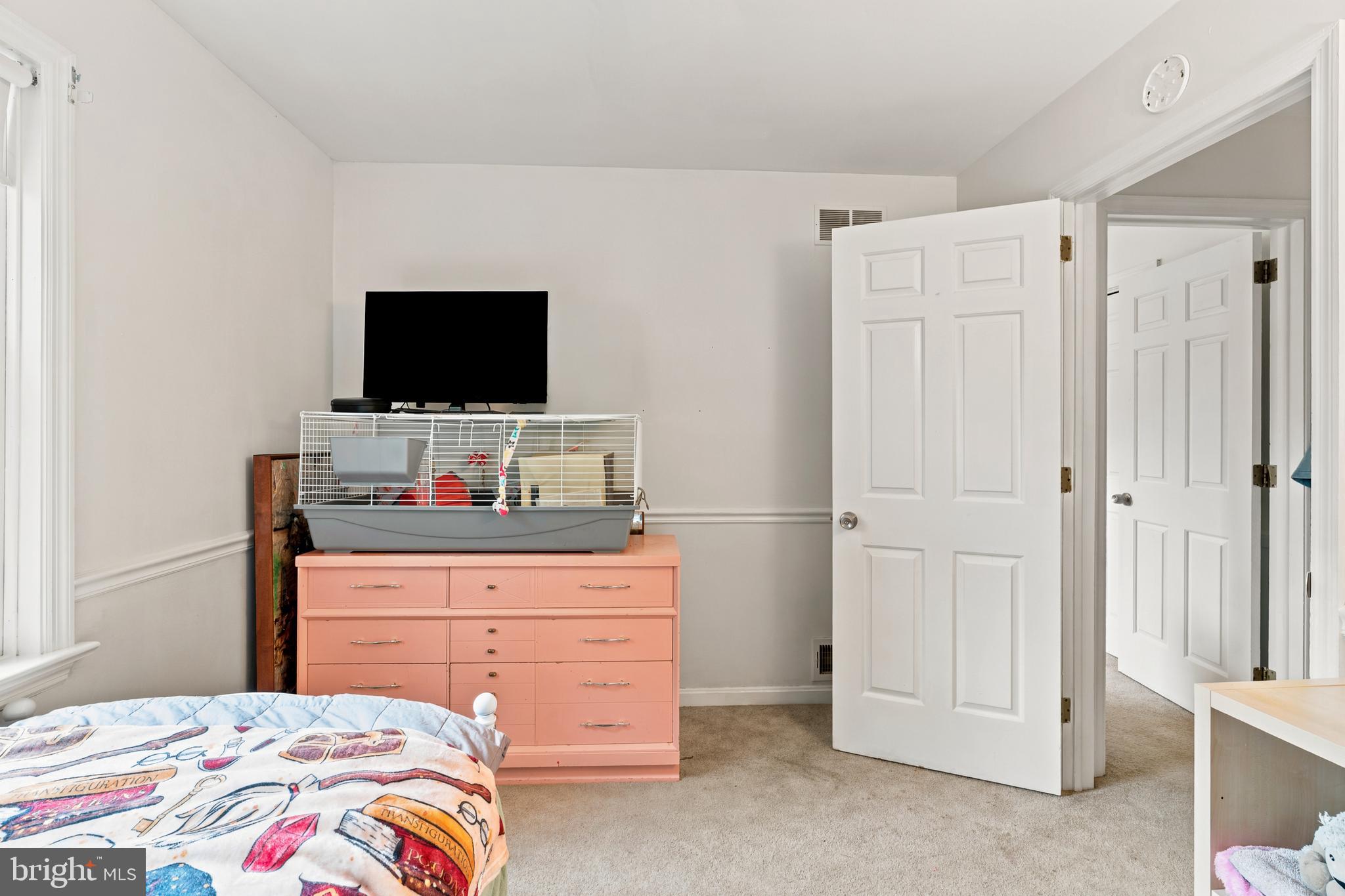 2314 LAWNWOOD COURT