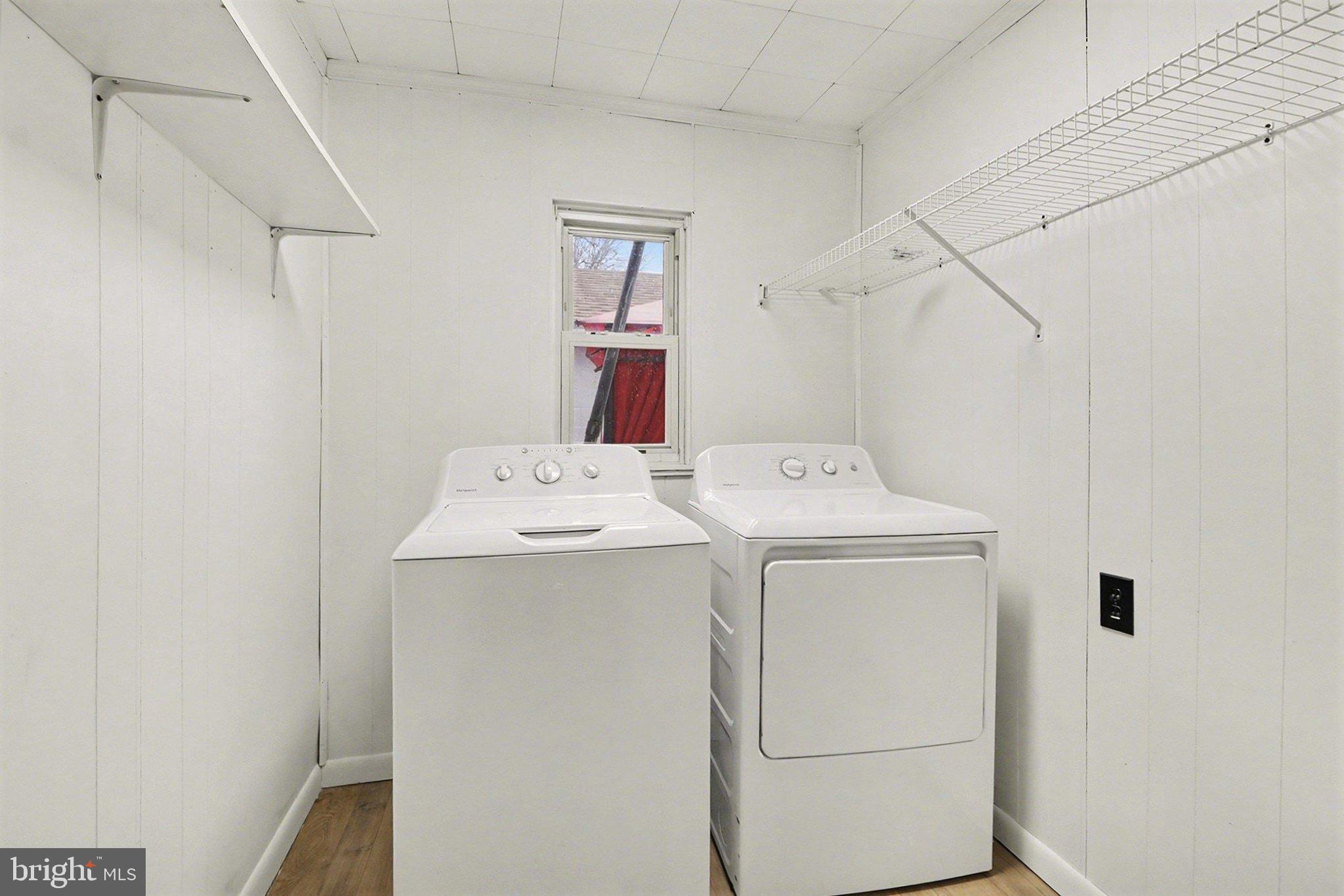 825 N LINCOLN STREET