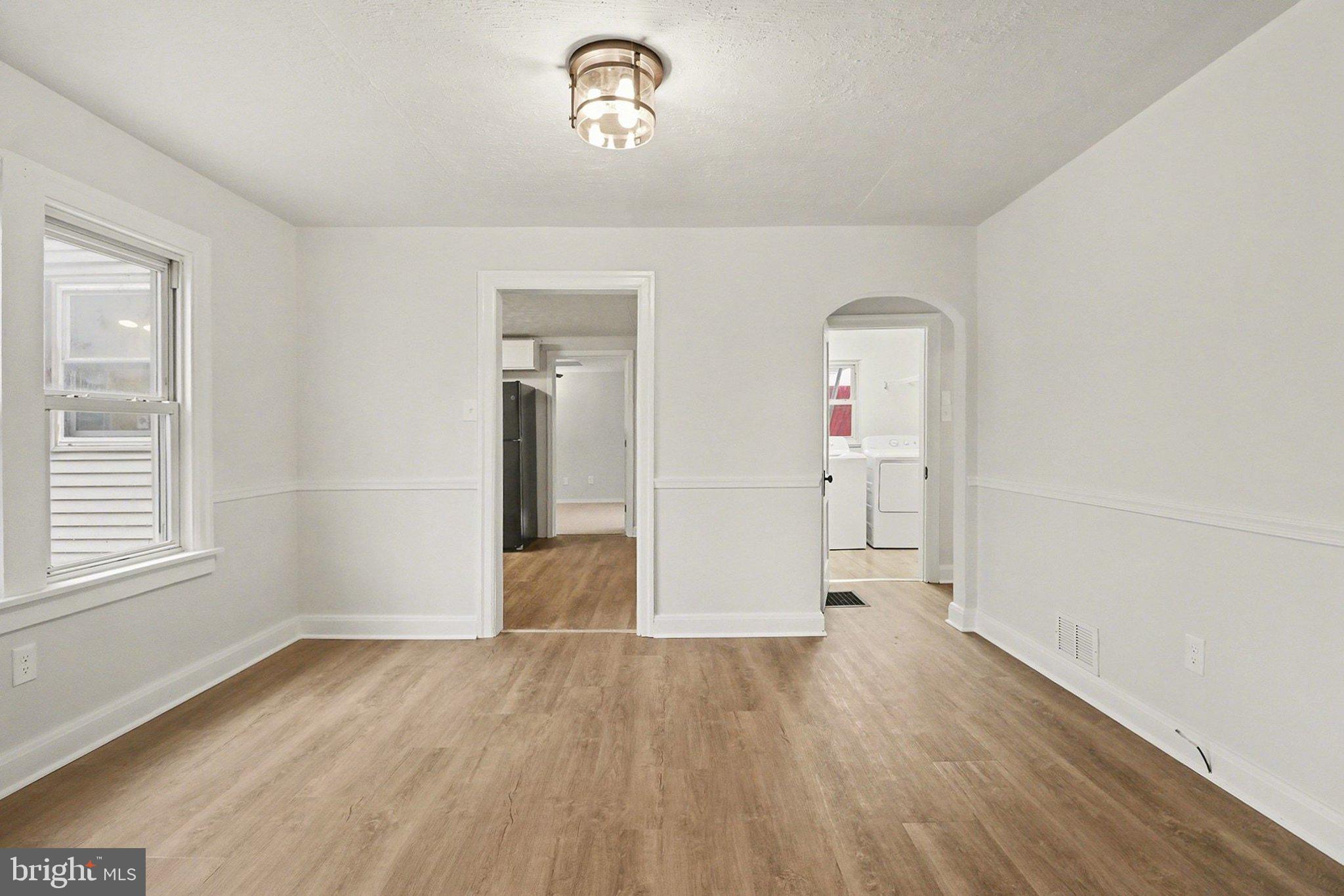 825 N LINCOLN STREET