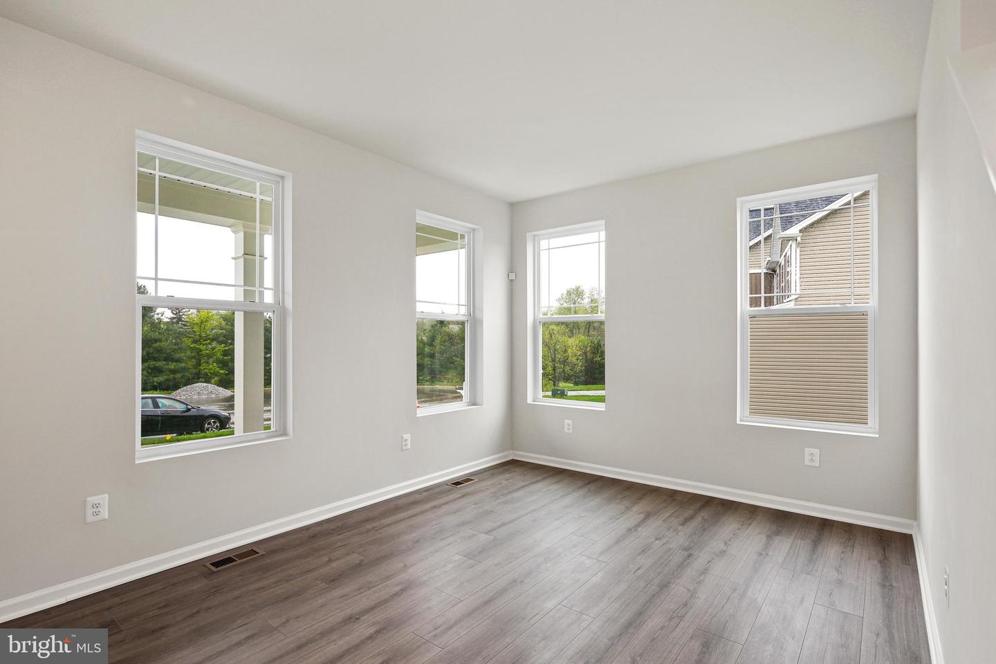 420 Hickory Ridge Cir