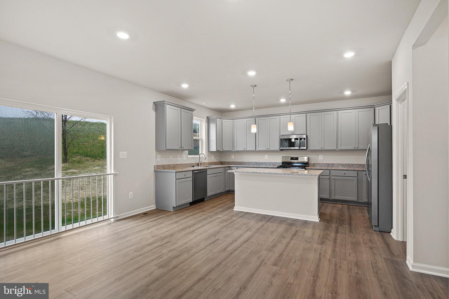 420 Hickory Ridge Cir