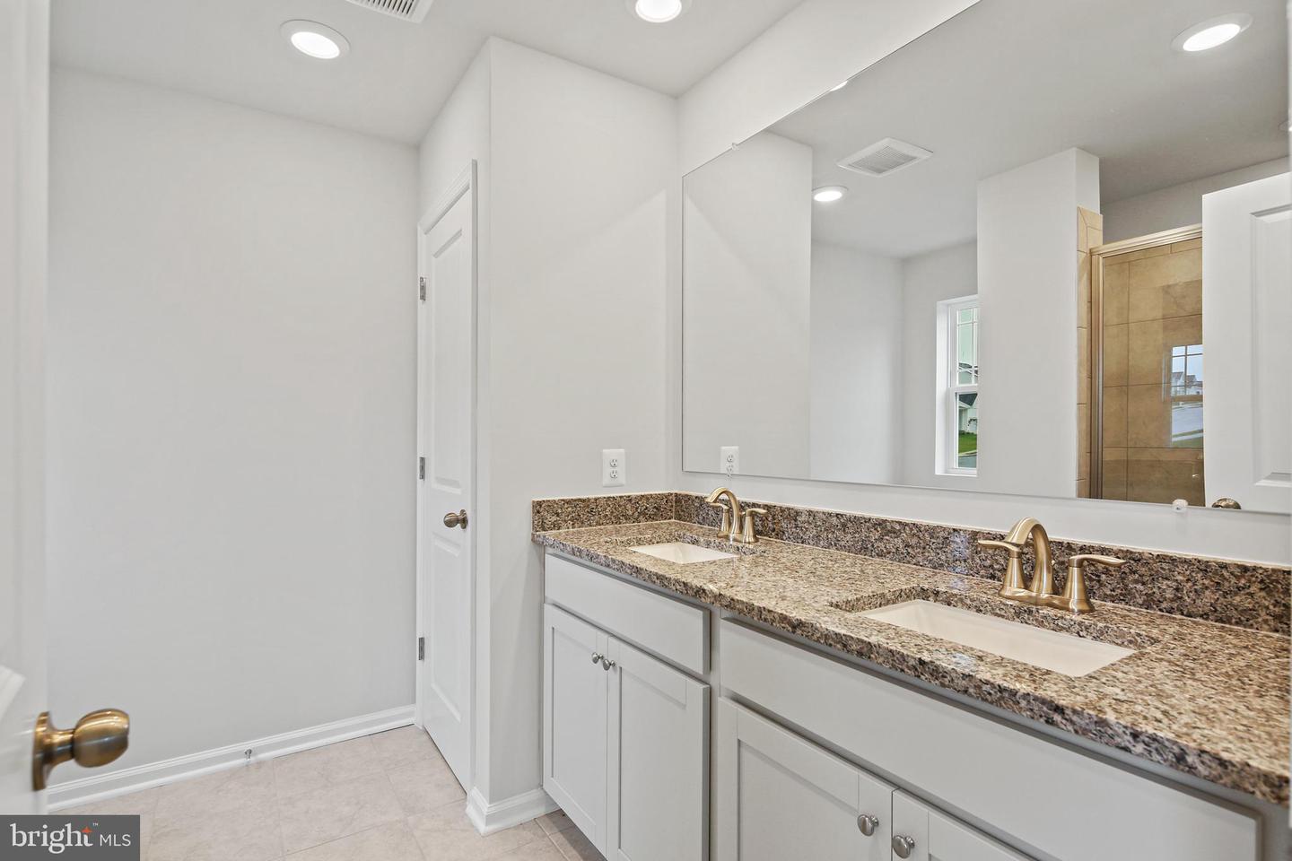 420 Hickory Ridge Cir