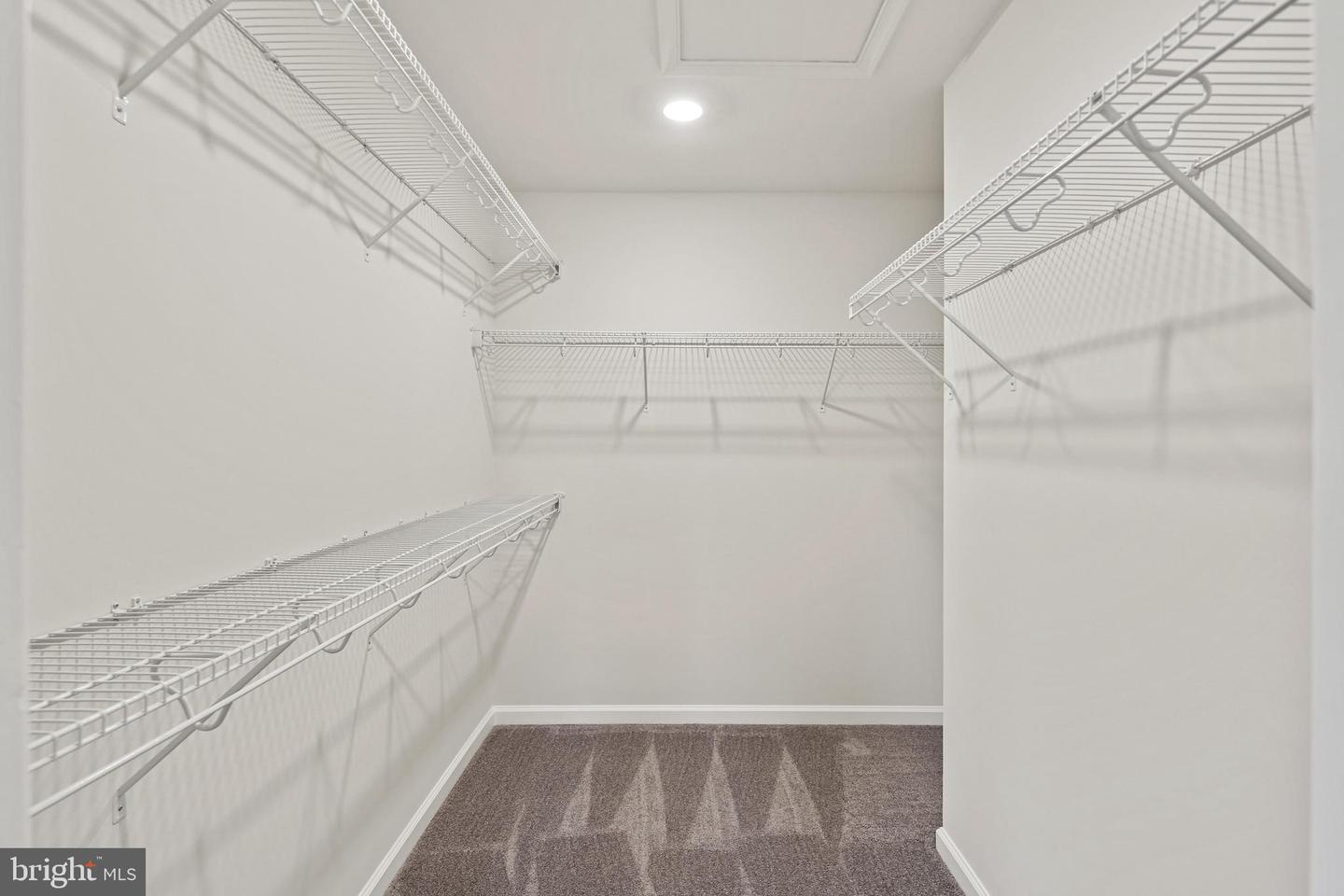 420 Hickory Ridge Cir