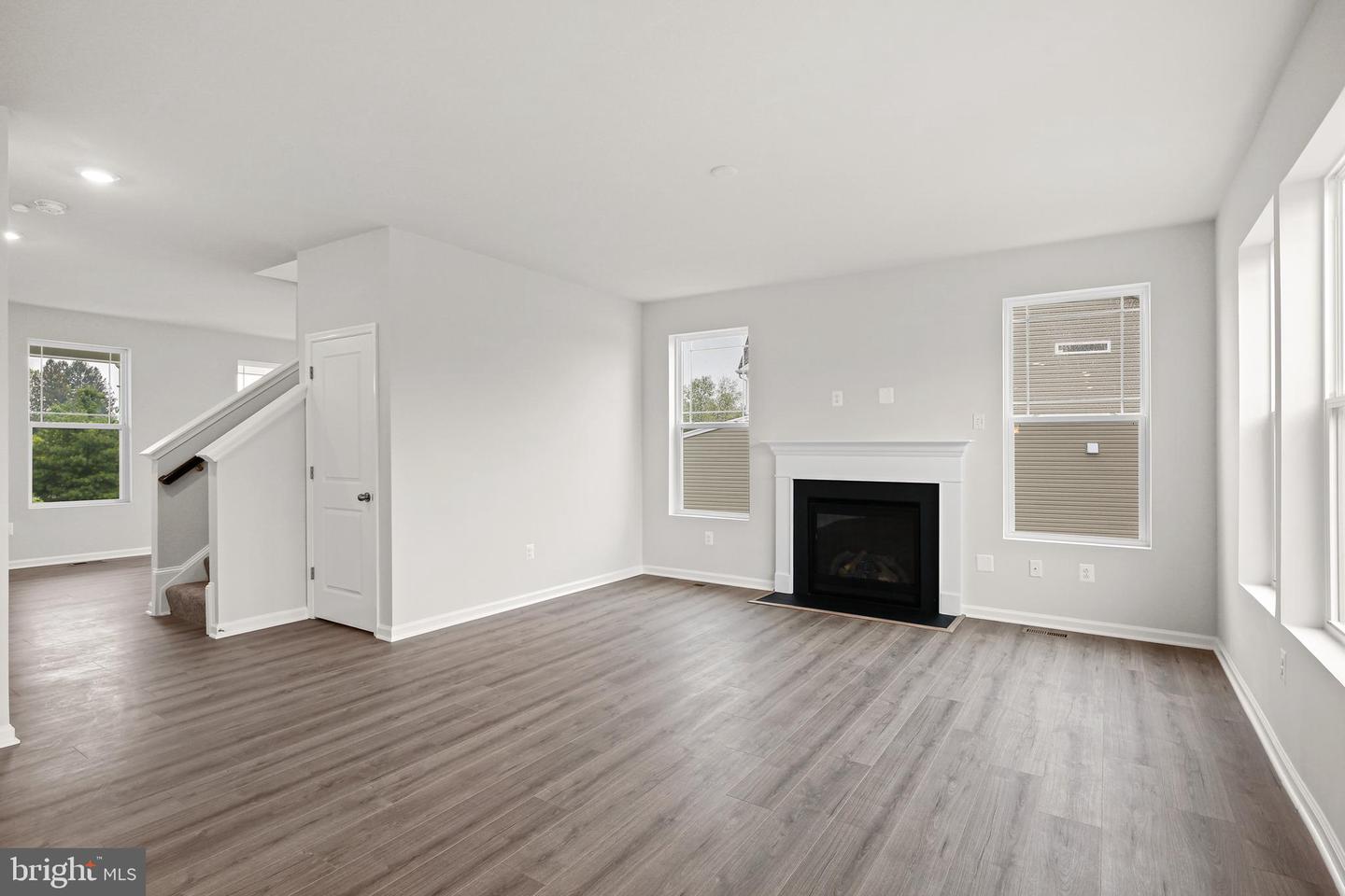 420 Hickory Ridge Cir