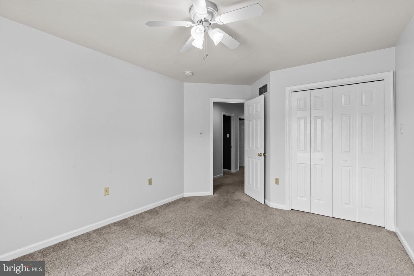 124 Pin Oak Dr