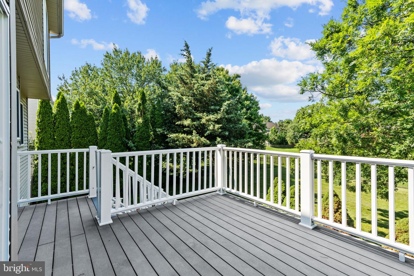 124 Pin Oak Dr