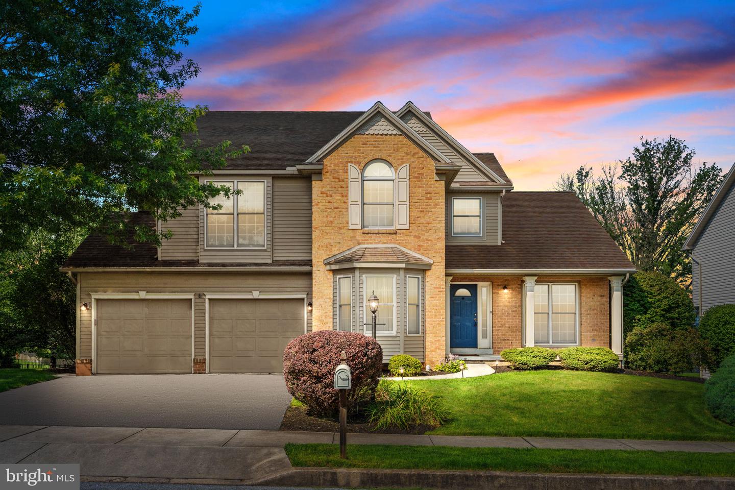124 Pin Oak Dr