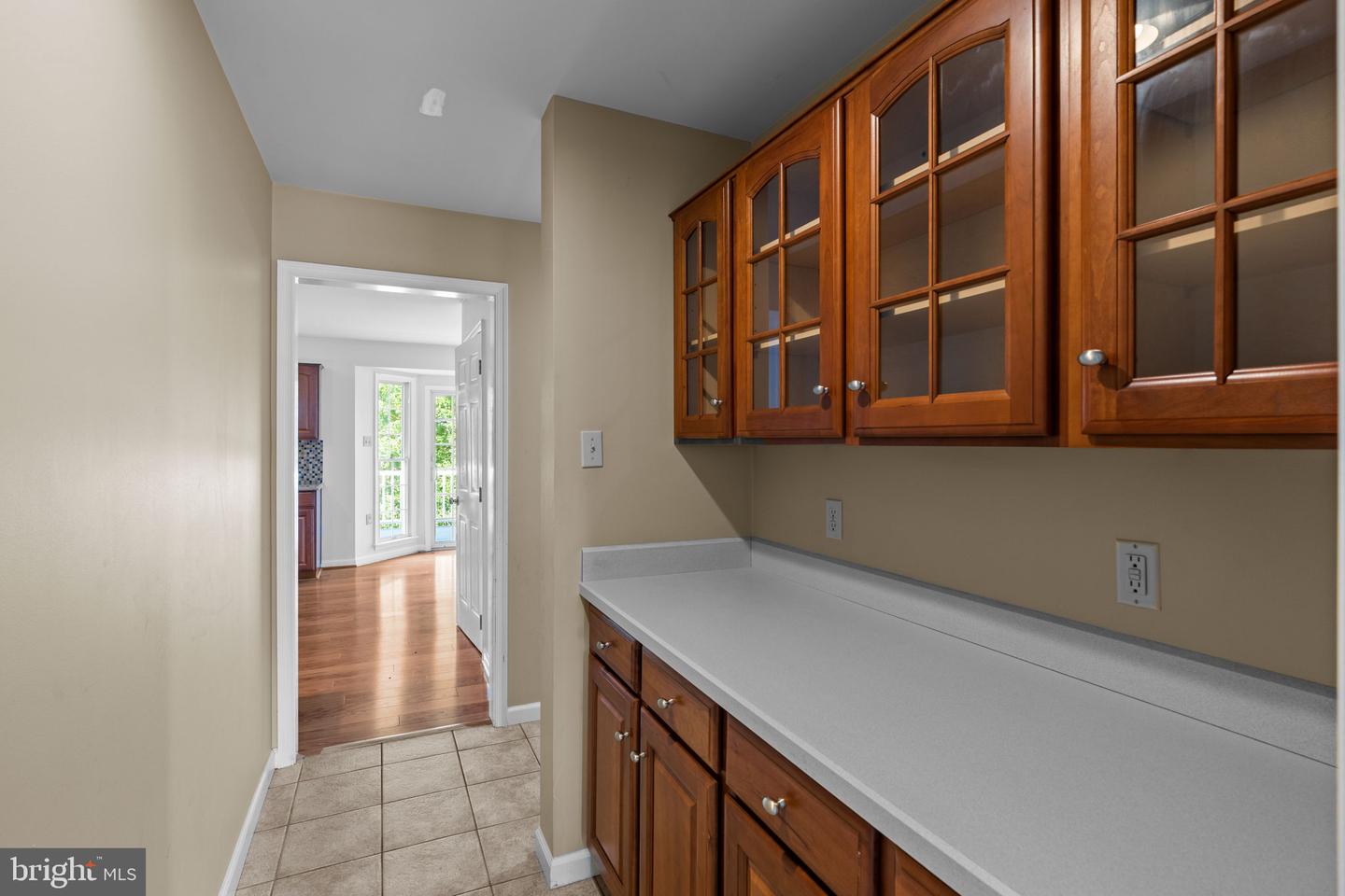 124 Pin Oak Dr
