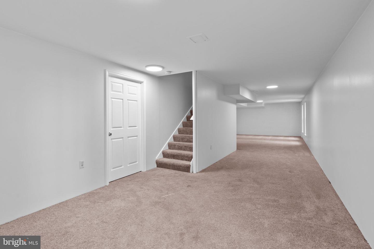 124 Pin Oak Dr