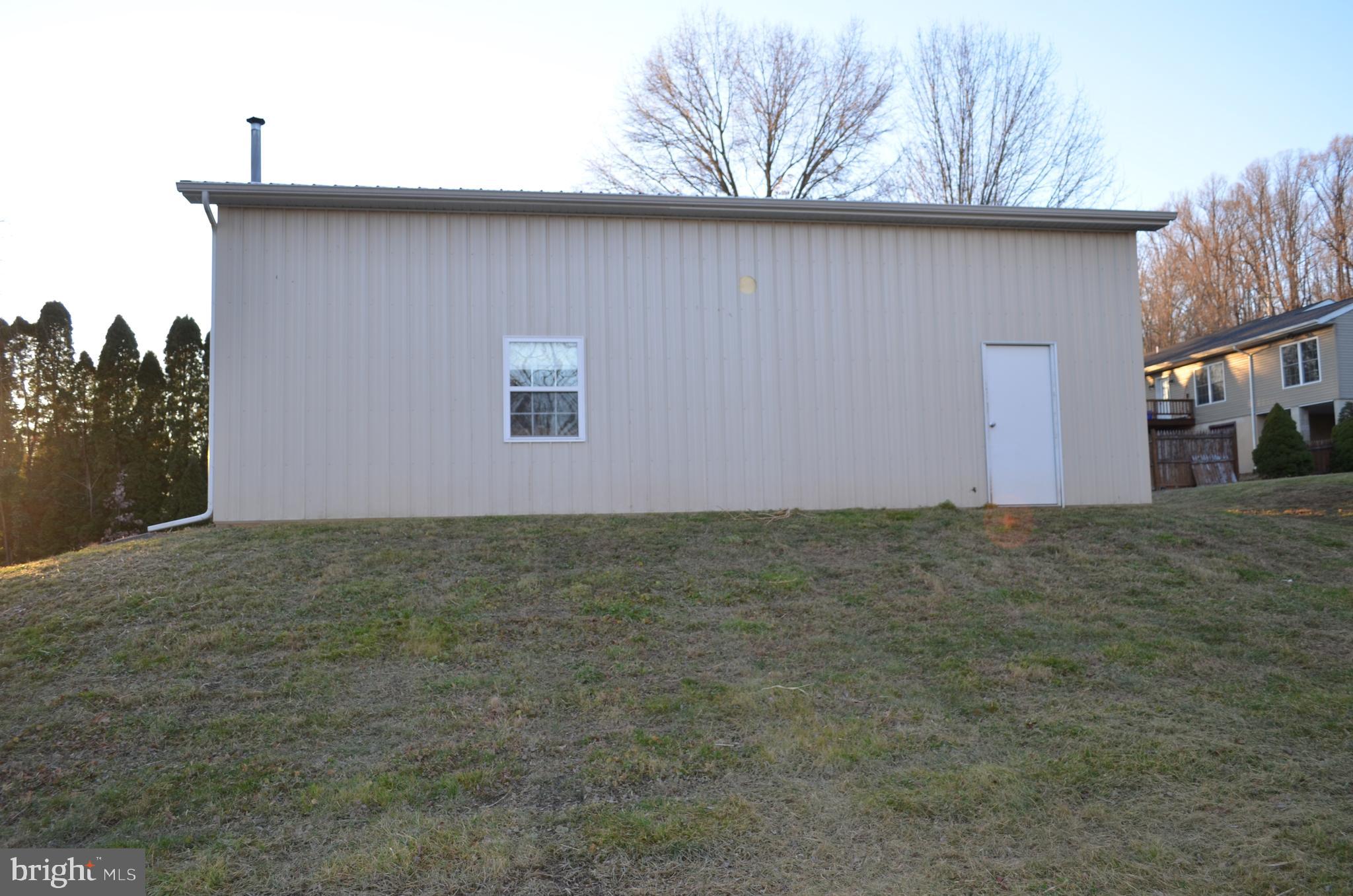 320 Cragmoor Rd