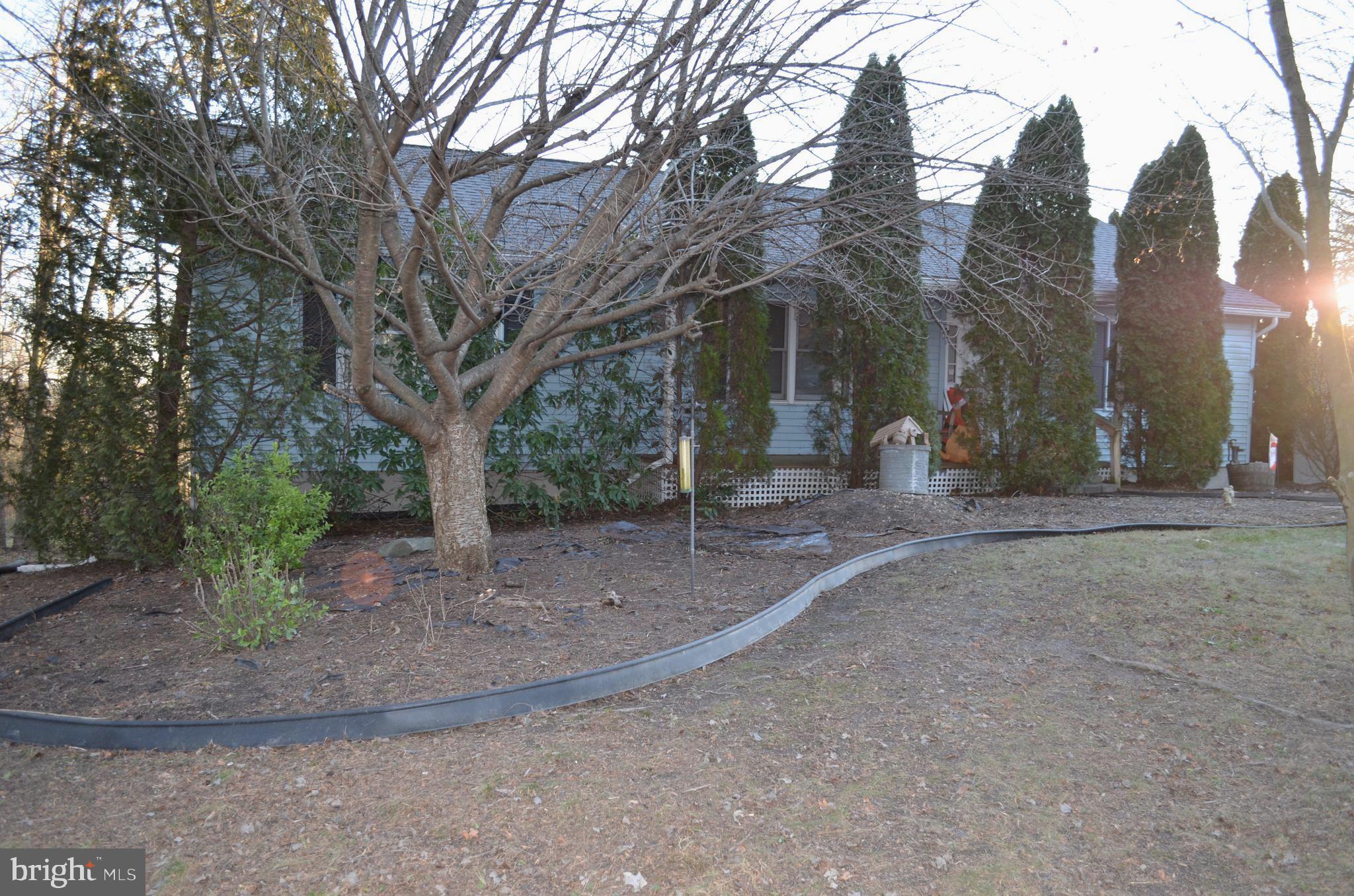 320 Cragmoor Rd
