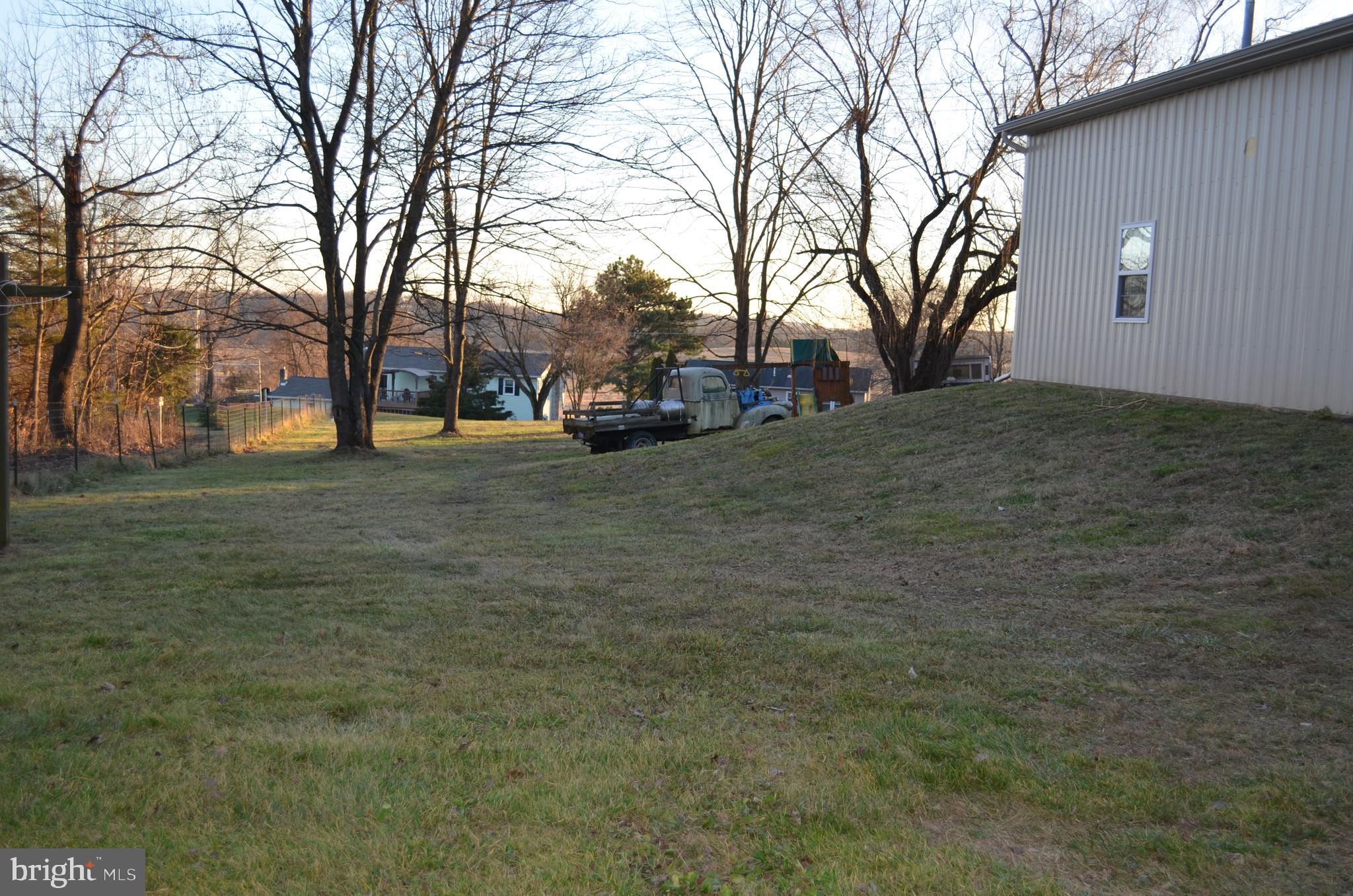 320 Cragmoor Rd