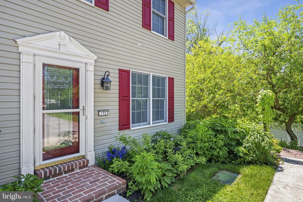 172 Logan Rd