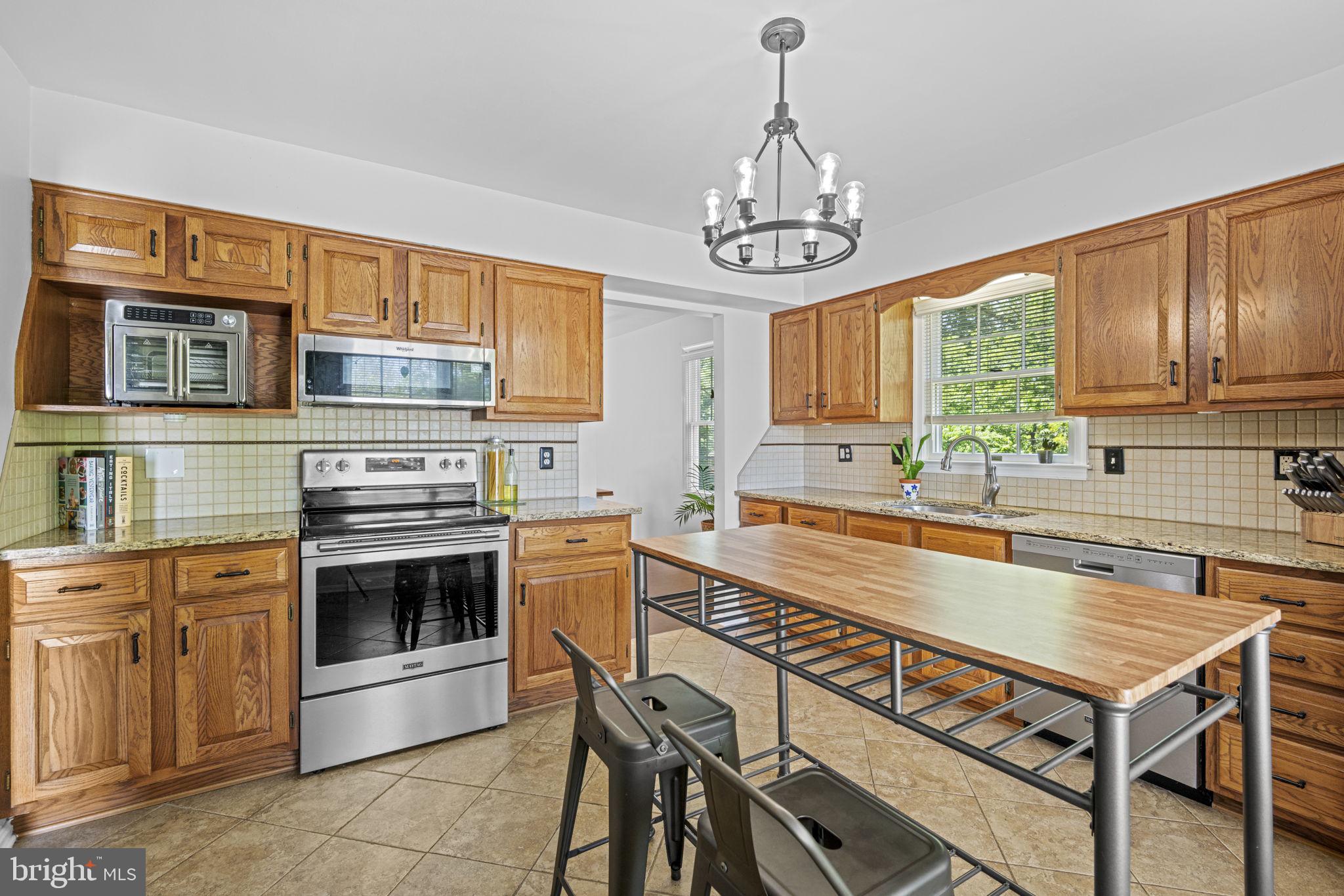 172 Logan Rd