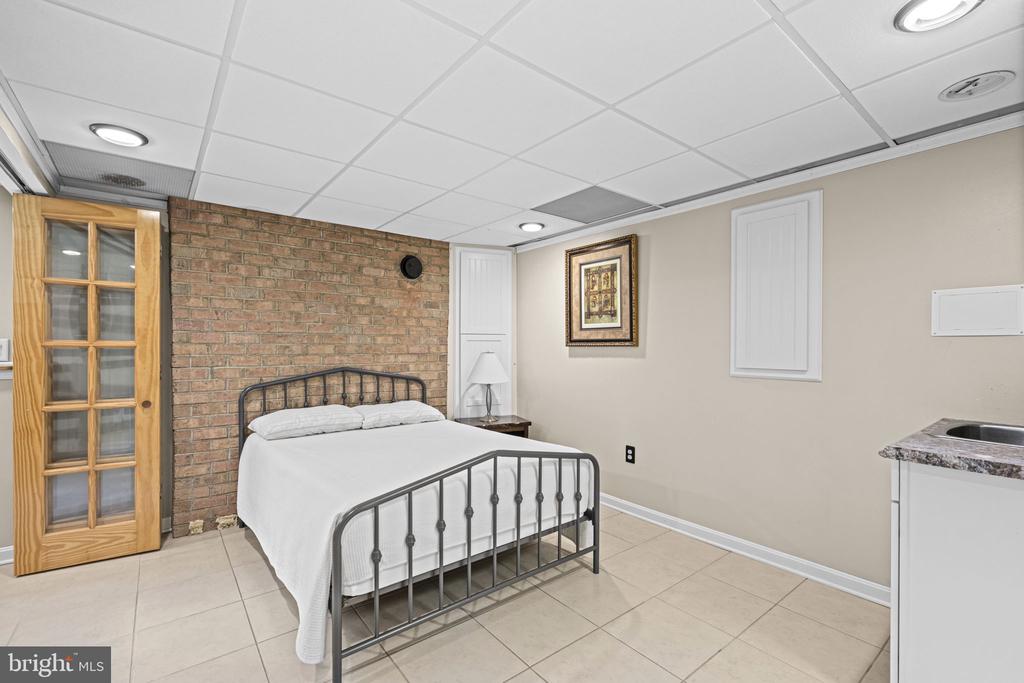 172 Logan Rd