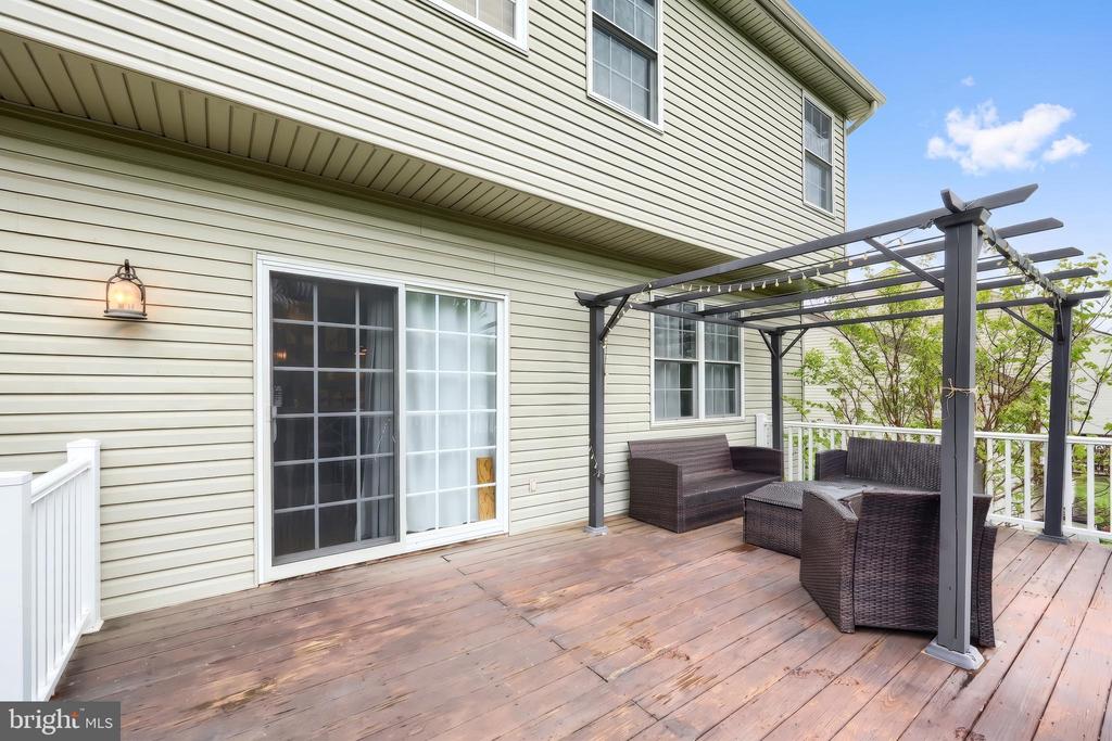 523 N REESER DRIVE