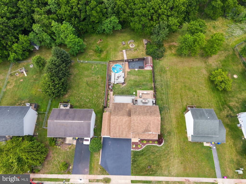 2911 VILLAGE SQUARE DRIVE
