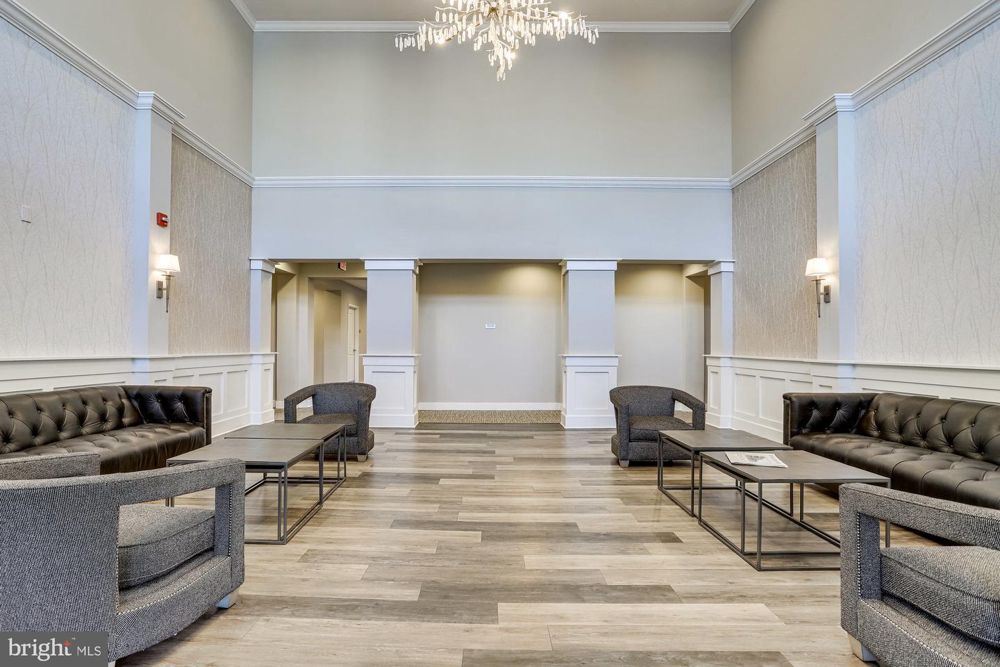 1418 N Rhodes St #B111