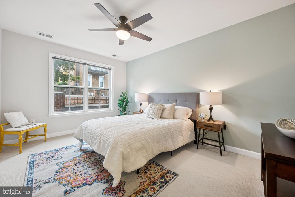 2101 MONROE N 107