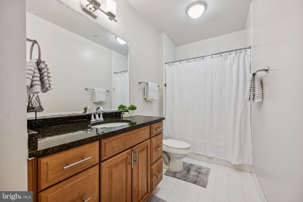 2101 MONROE N 107