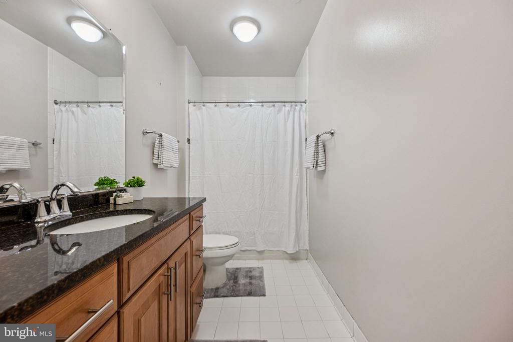 2101 MONROE N 107