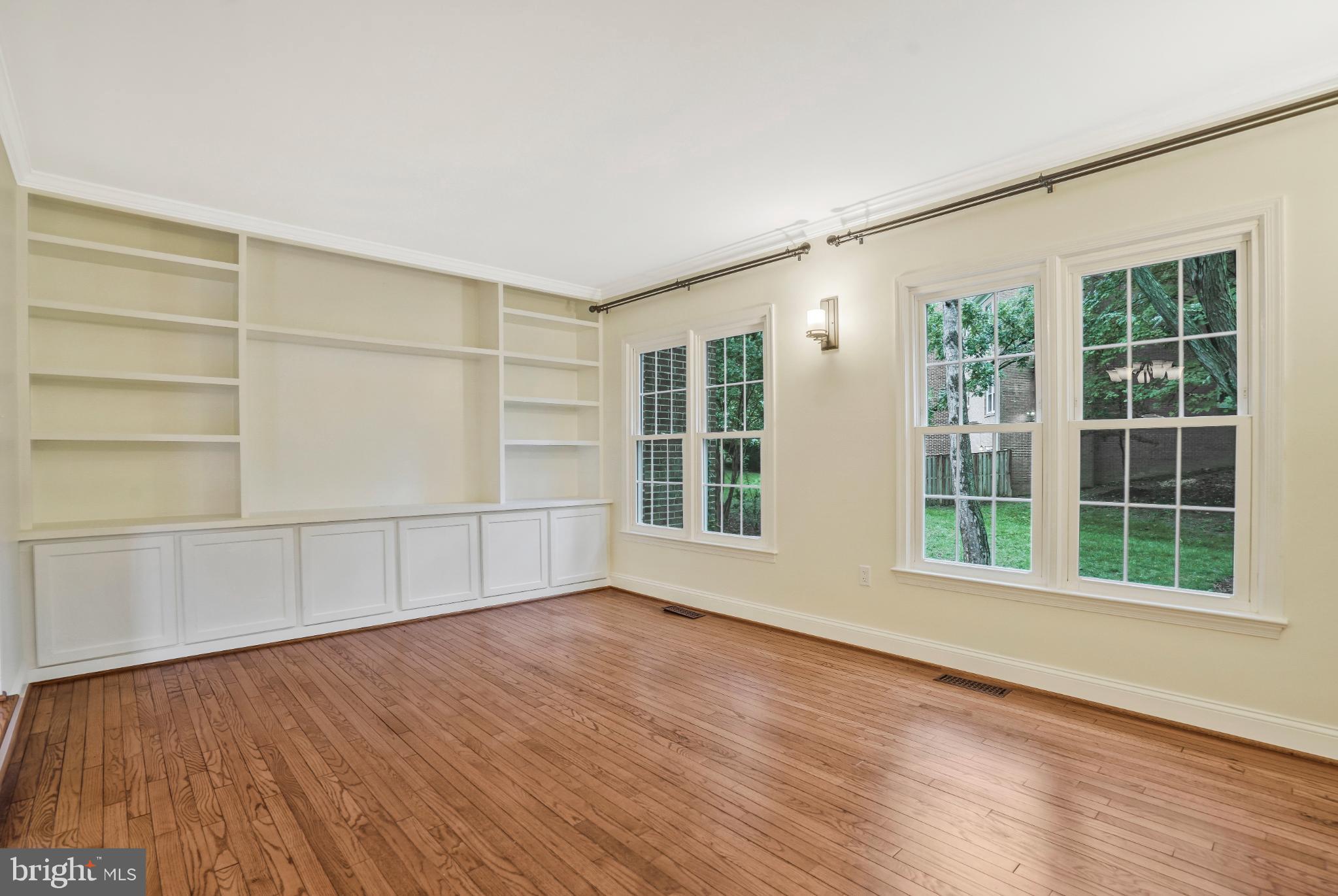 14 S MANCHESTER STREET