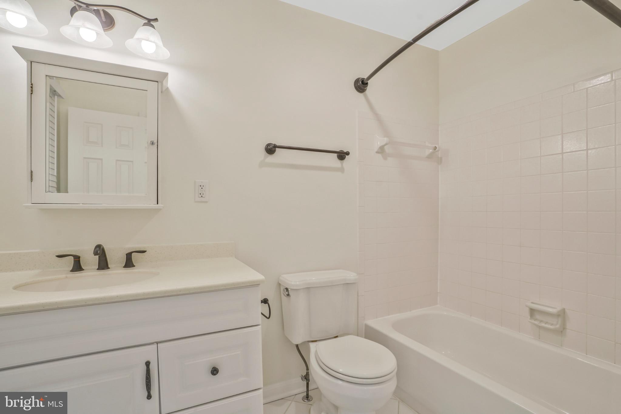 14 S MANCHESTER STREET