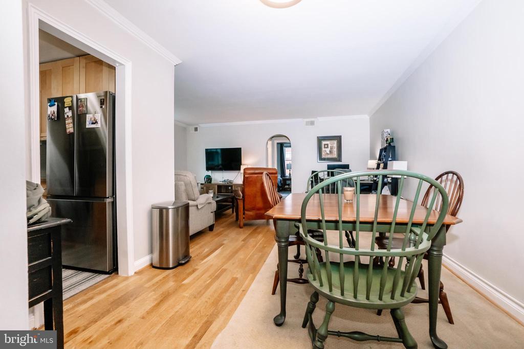 26 S OLD GLEBE ROAD 305-B
