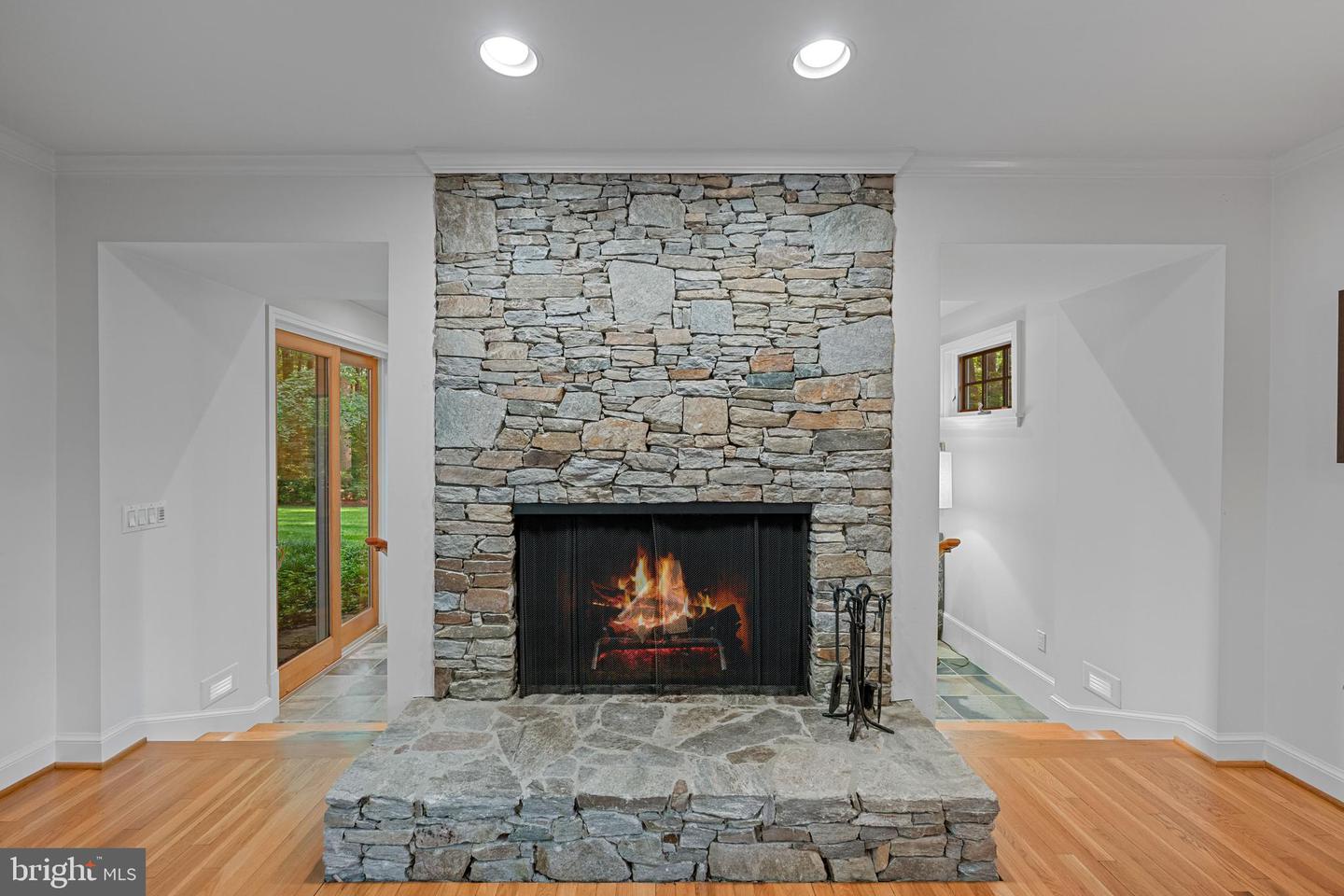 1110 Kelso Rd