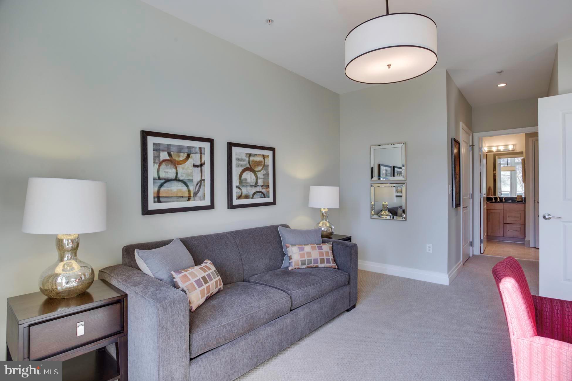 8220 CRESTWOOD HEIGHTS DR #108