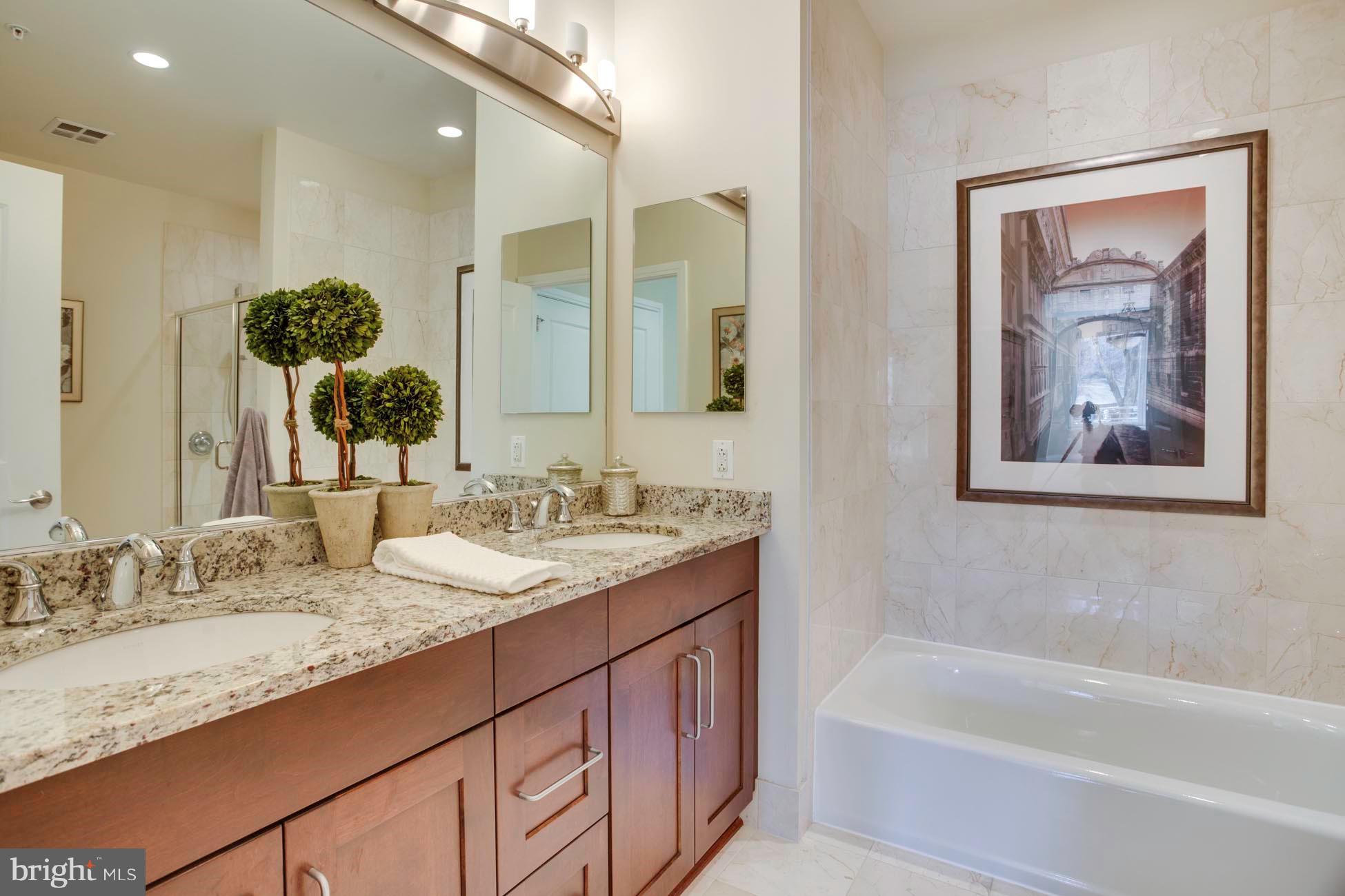 8220 CRESTWOOD HEIGHTS DR #108