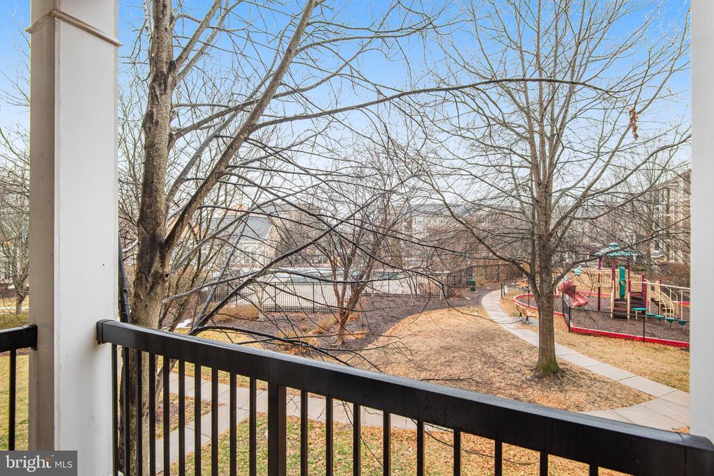 5124 BRITTNEY ELYSE CIRCLE G